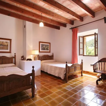 Guillo Villa *